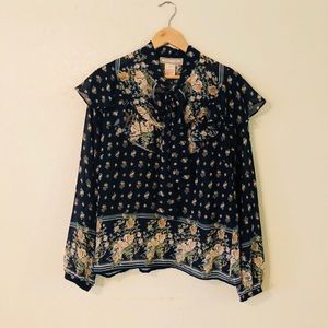 Size M Flying Tomato Blouse NWOT